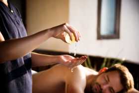 Lingham Massage